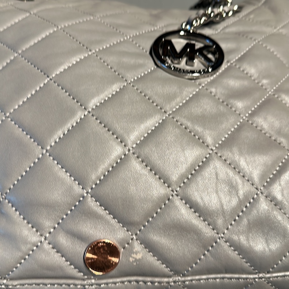 Michael Kors Grey Quilted Handbag - Picture 5 of 12